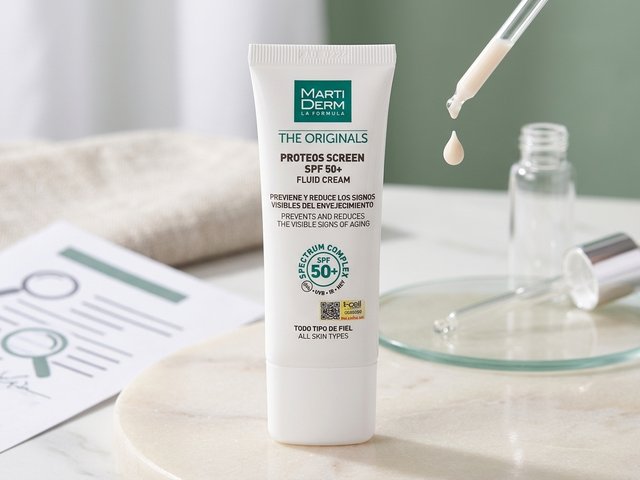 Kem Chống Nắng MartiDerm Phổ Rộng Bảo Vệ Toàn Diện 40ml