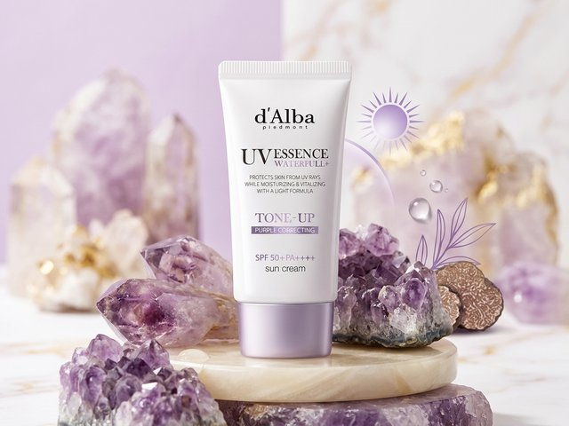 Kem Chống Nắng d'Alba Nâng Tông Tím Hiệu Chỉnh Sắc Da 50ml