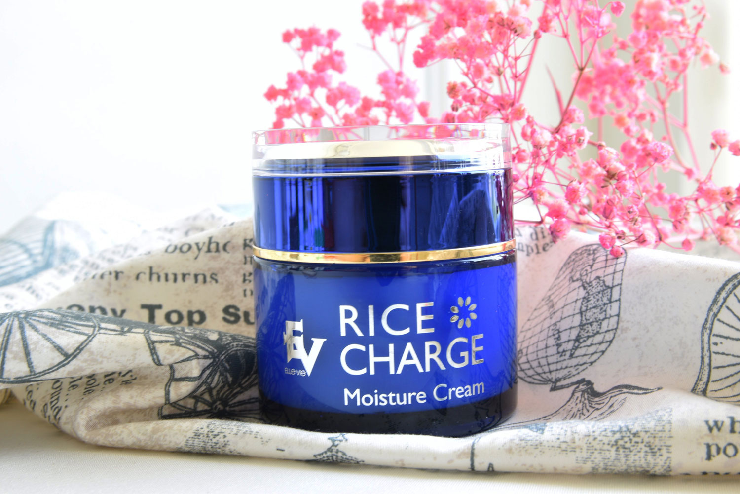 Kem Dưỡng Ẩm Làm Sáng Da Chiết Xuất Gạo ELLE VIE Rice Charge Moisture Cream
