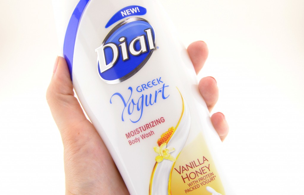 Sữa Tắm Dial Dưỡng Ẩm Da Chiết Xuất Mật Ong & Vani Yogurt Hasaki