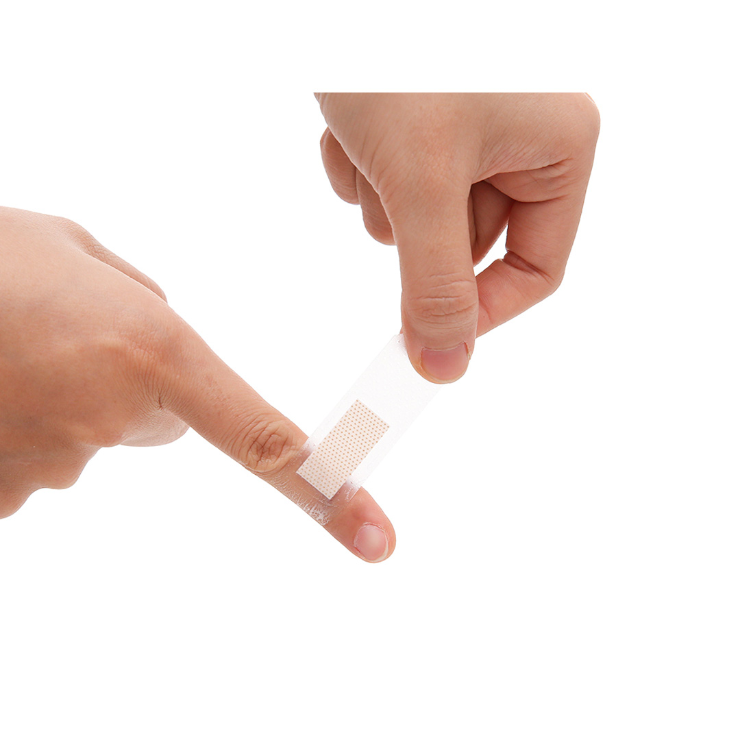 Băng Keo Cá Nhân Nexcare 3M Clear Plastic Bandages Strips Gói 10 Miếng