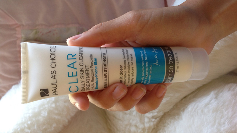 Tinh Chất Ngừa Mụn Chứa 2.5% Clear Regular Strength Daily Skin Clearing Treatment 2.5% Benzoyl Peroxide – 67ml